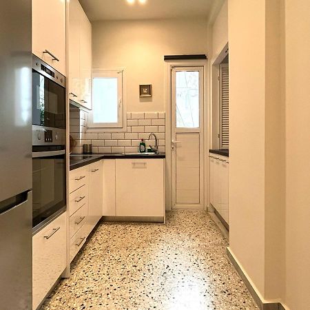 Entire-Lovely Apartment For Couples In Athens Ngoại thất bức ảnh