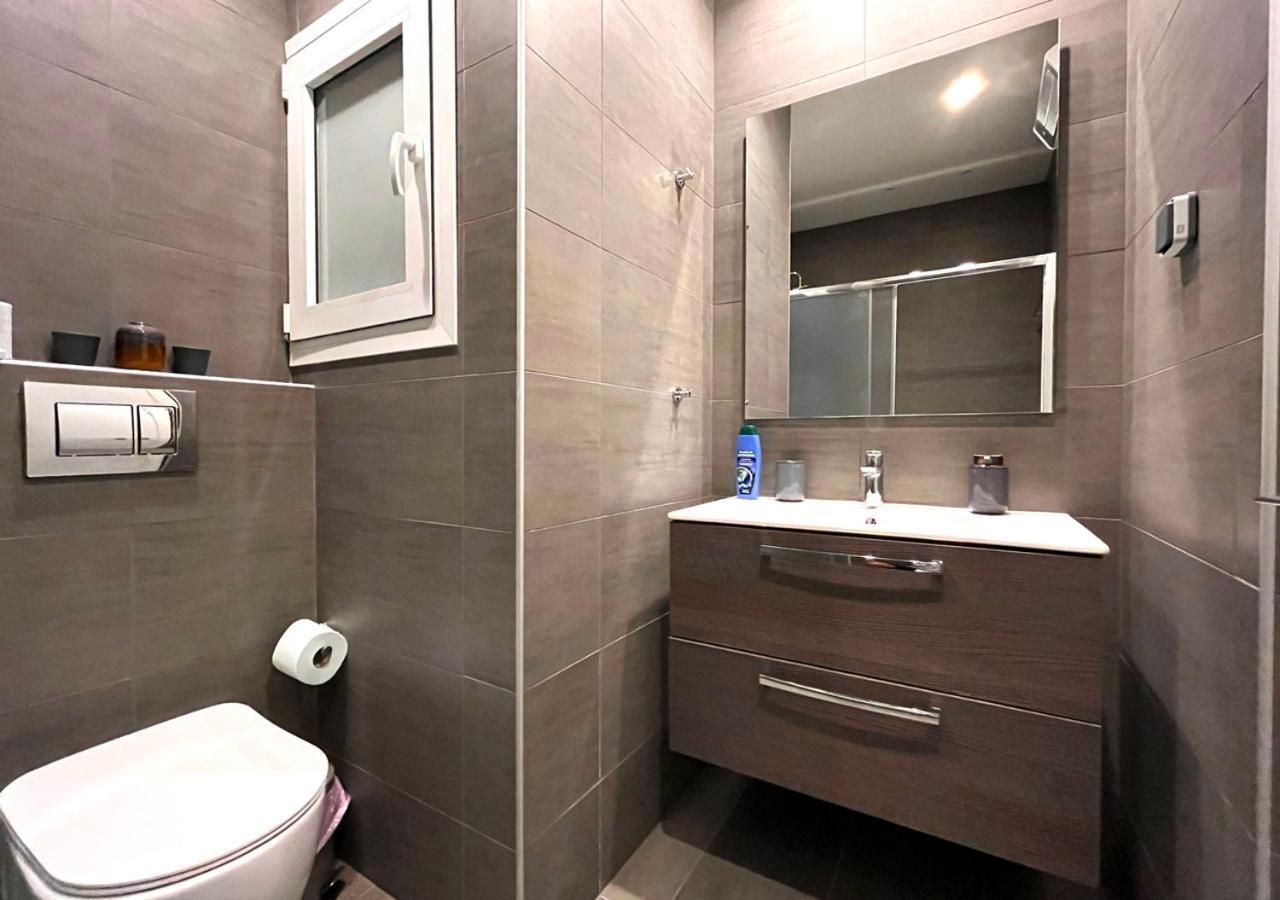 Entire-Lovely Apartment For Couples In Athens Ngoại thất bức ảnh