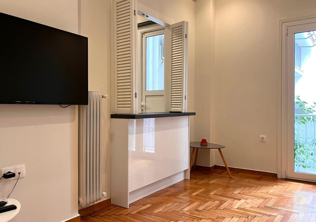 Entire-Lovely Apartment For Couples In Athens Ngoại thất bức ảnh