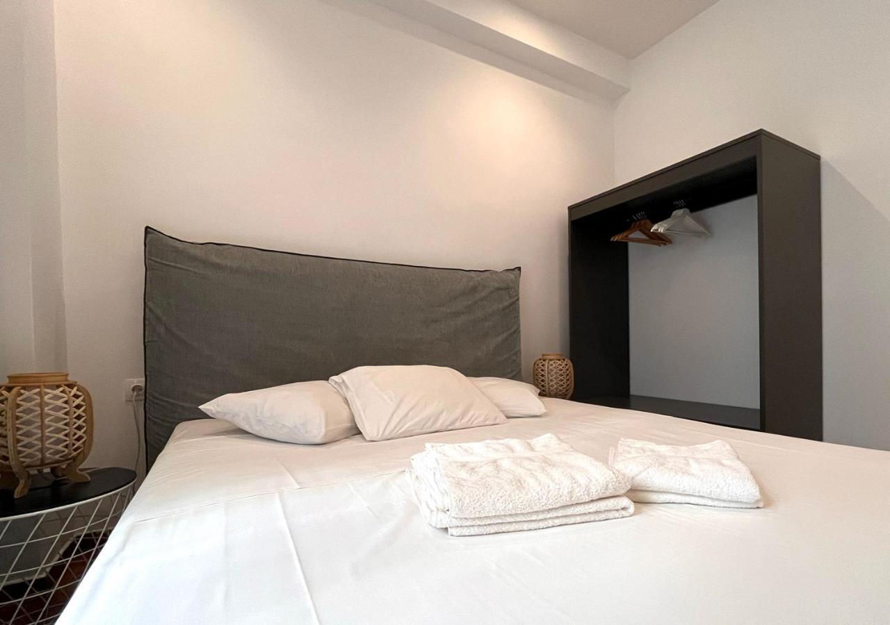 Entire-Lovely Apartment For Couples In Athens Ngoại thất bức ảnh